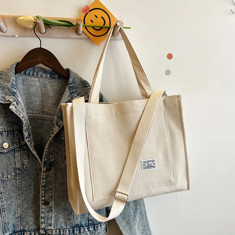 Fashionable Small Square Bag